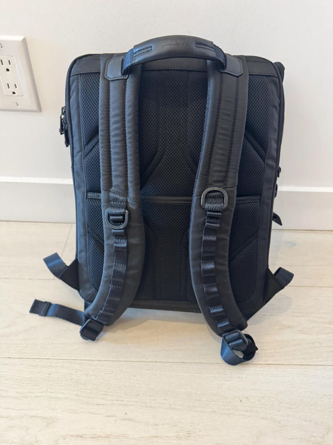 Tumi Backpack Original Real Leather - photo 4