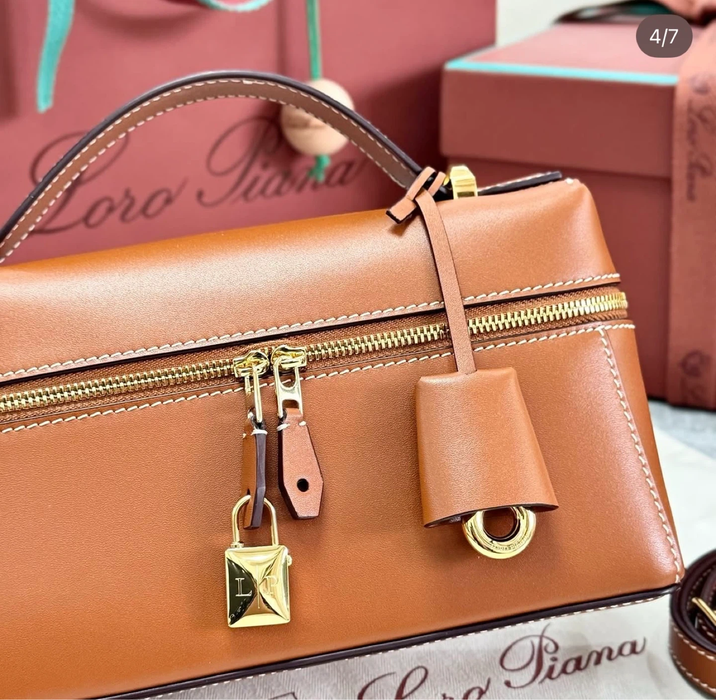 Loro Piana Vanity Case Bag L23 - photo 5