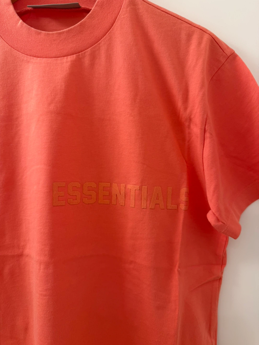 Fear of God Essentials T-Shirt Coral XXS - photo 2