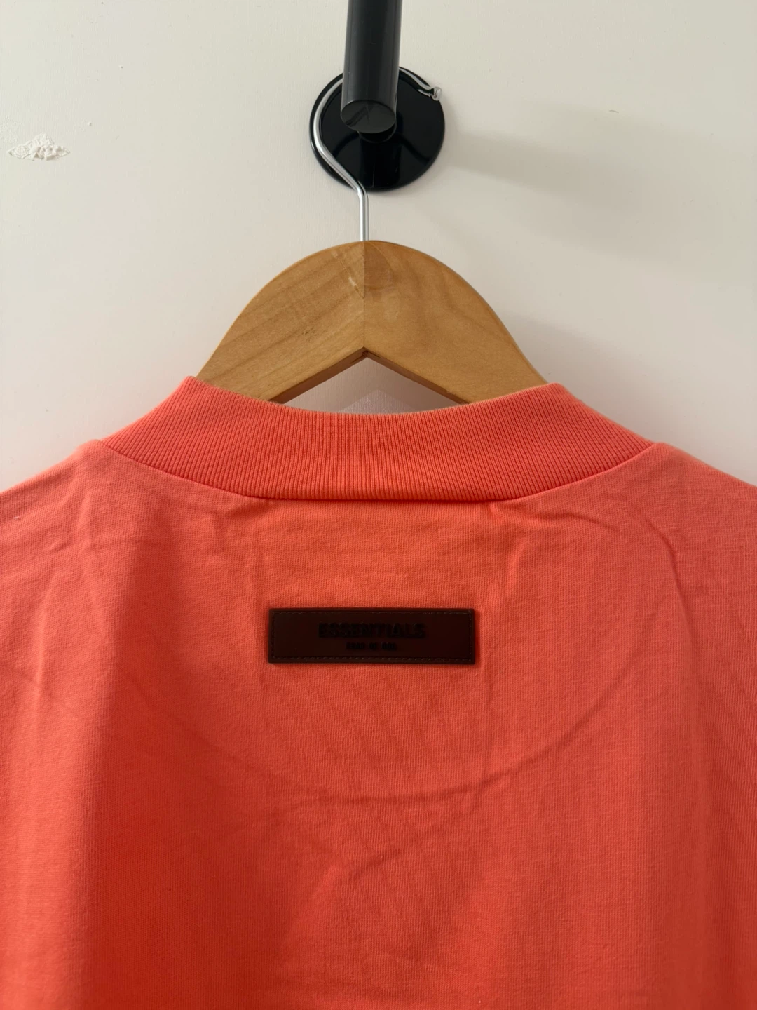 Fear of God Essentials T-Shirt Coral XXS - photo 3