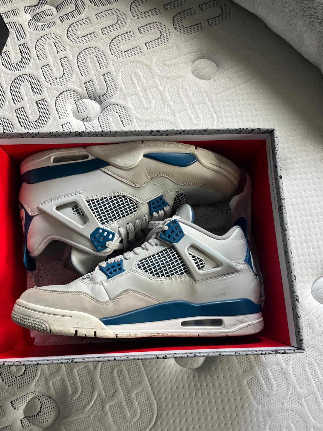 Air Jordan 4 Retro SE 'Blank Canvas' Sneakers Size 11 - photo 3