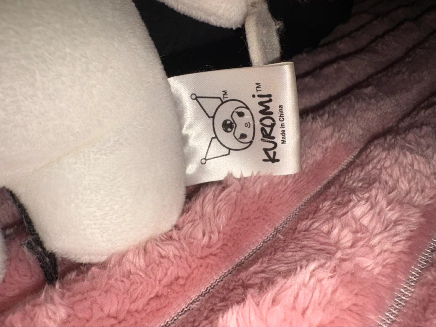Kuromi Plush - photo 2
