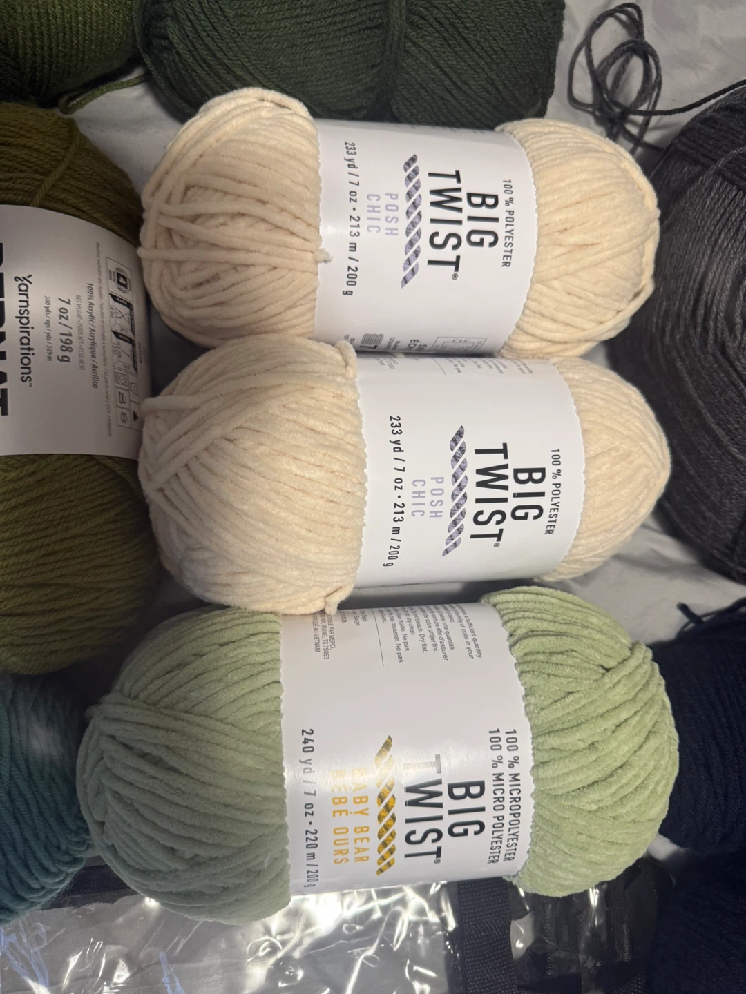 Mixed Yarn Lot - Red Heart, Bernat, Big Twist - photo 2