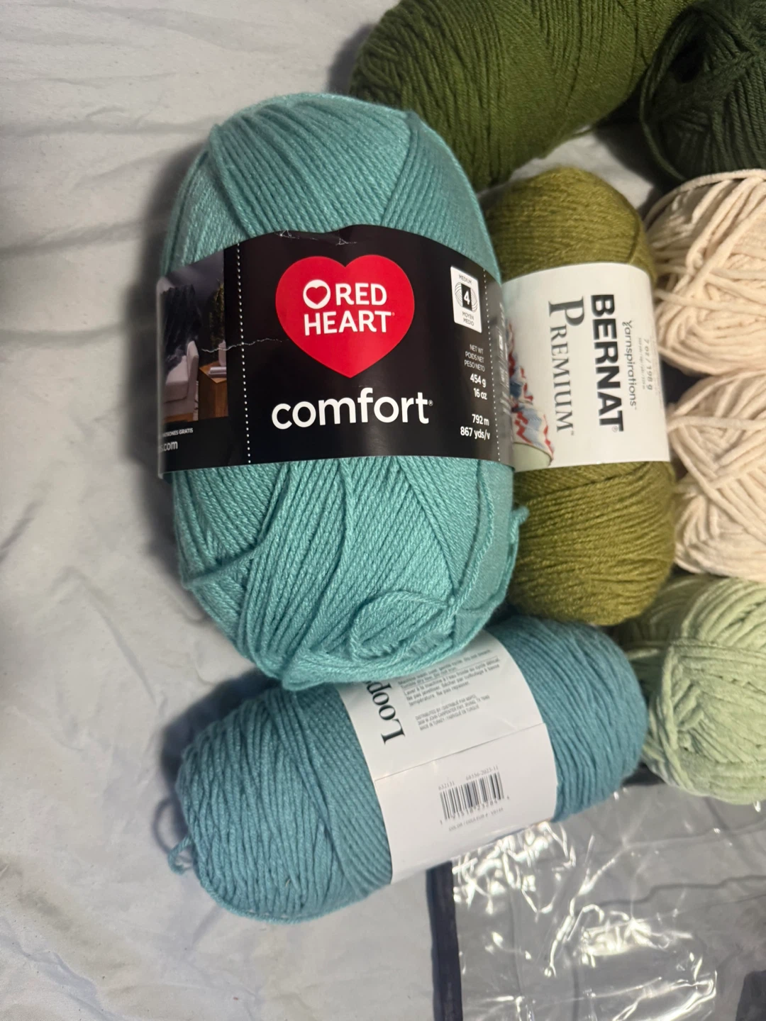Mixed Yarn Lot - Red Heart, Bernat, Big Twist - photo 3