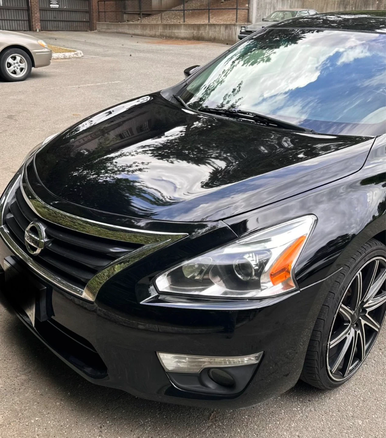 Black Nissan Altima SL Sedan