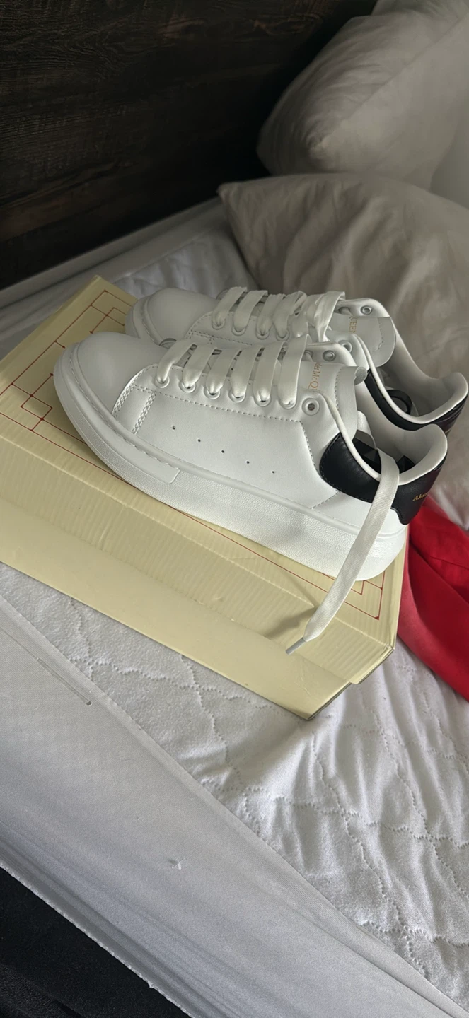 Alexander Mcqueens (BRAND NEW)
