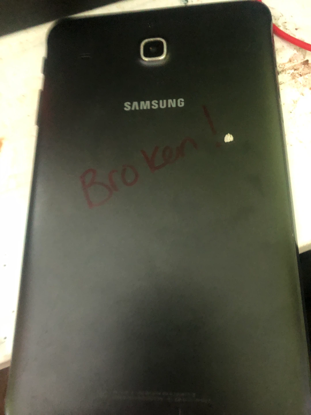 Samsung Tablet E 8.0 - Broken Screen - photo 5