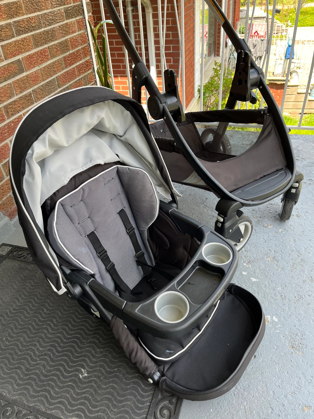 Graco Stroller - photo 2