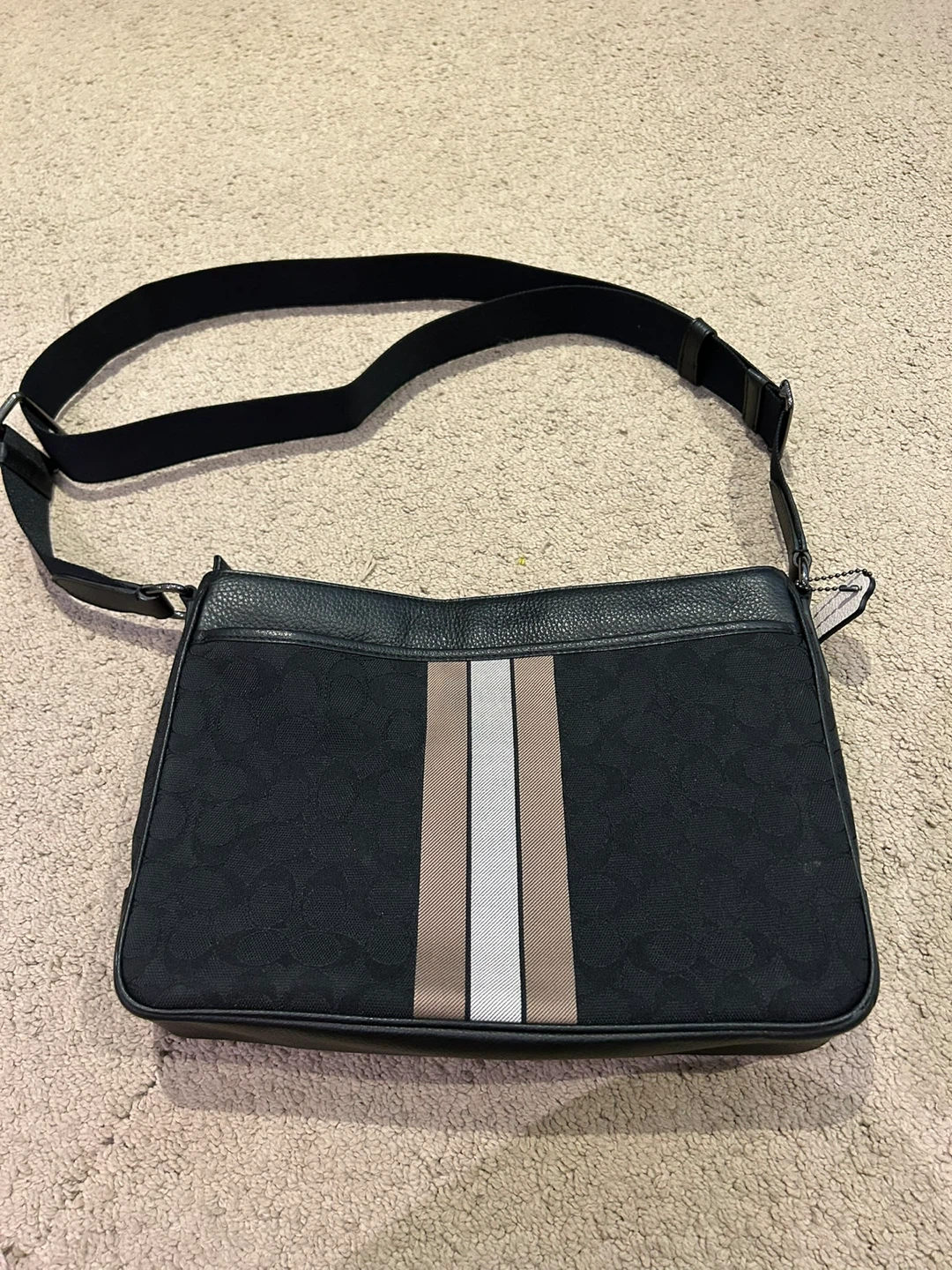 Coach Signature Jacquard Shoulder Bag - photo 2