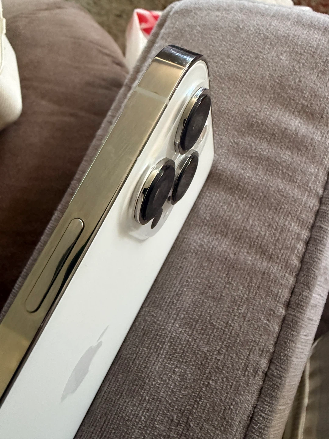 Apple iPhone 13 Pro Max - photo 4