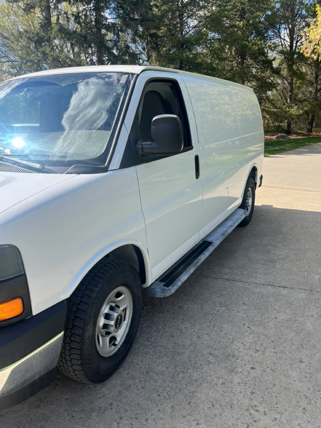 White GMC Savana Cargo Van - photo 4