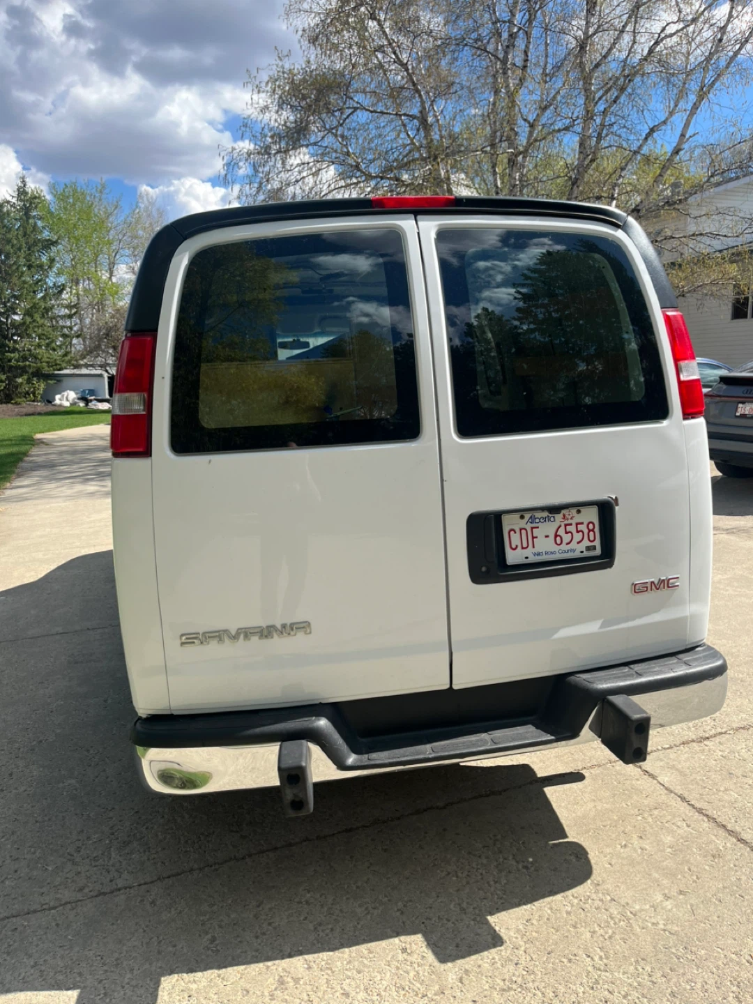 White GMC Savana Cargo Van - photo 2