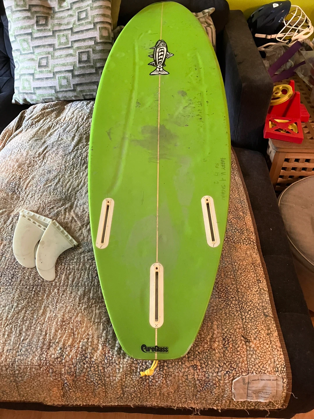 Surfboard 5’4”
