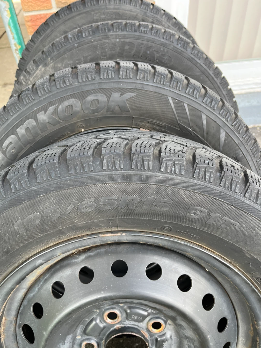 Hankook Winter Tires - Set of 4 - photo 4