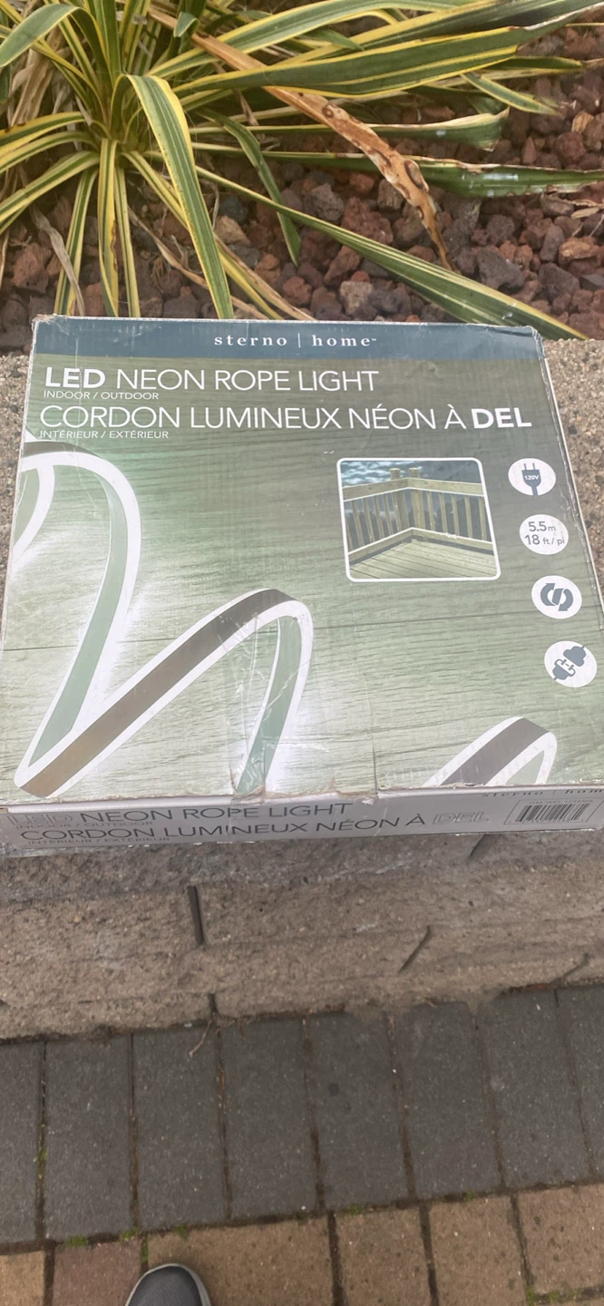 Sterno Home LED Neon Rope Light - 5.5m