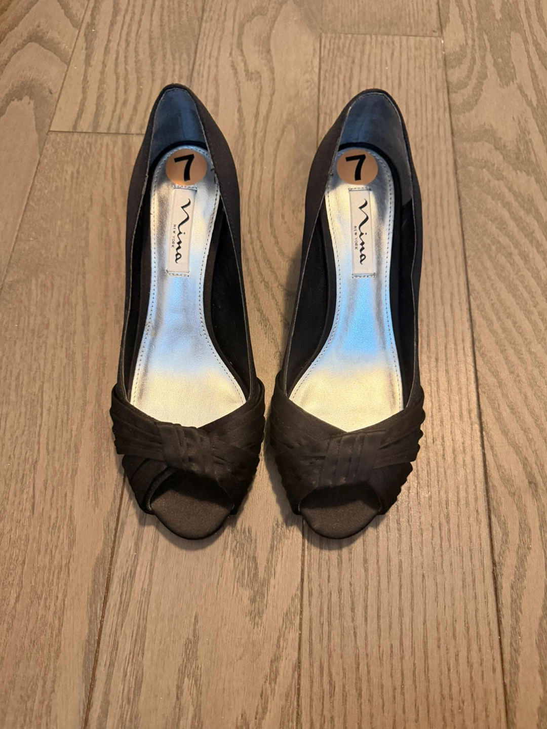 Nina Black Peep Toe Heels Size 7