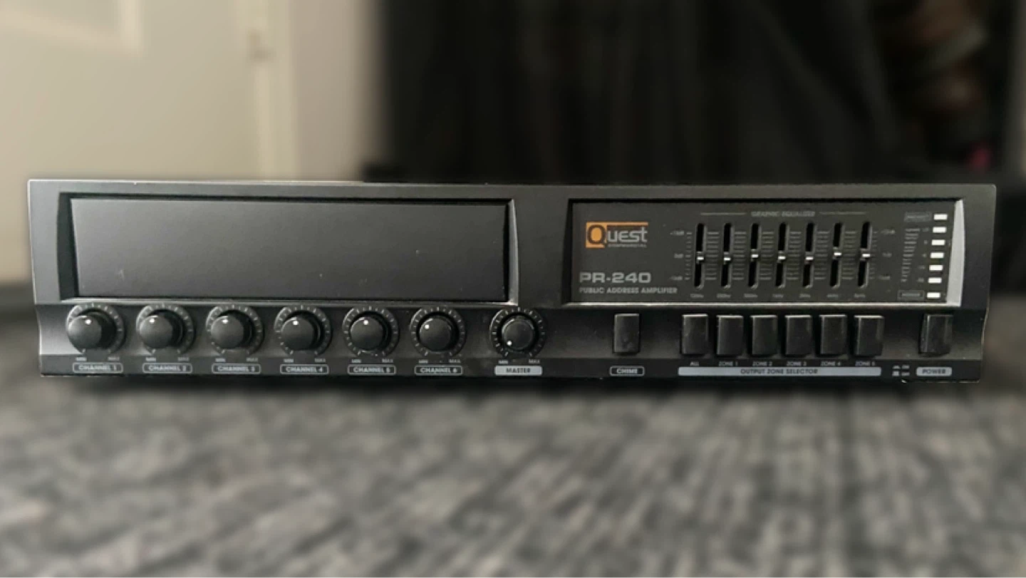 Quest PR-240 Graphic Equalizer Power Amplifier - photo 2