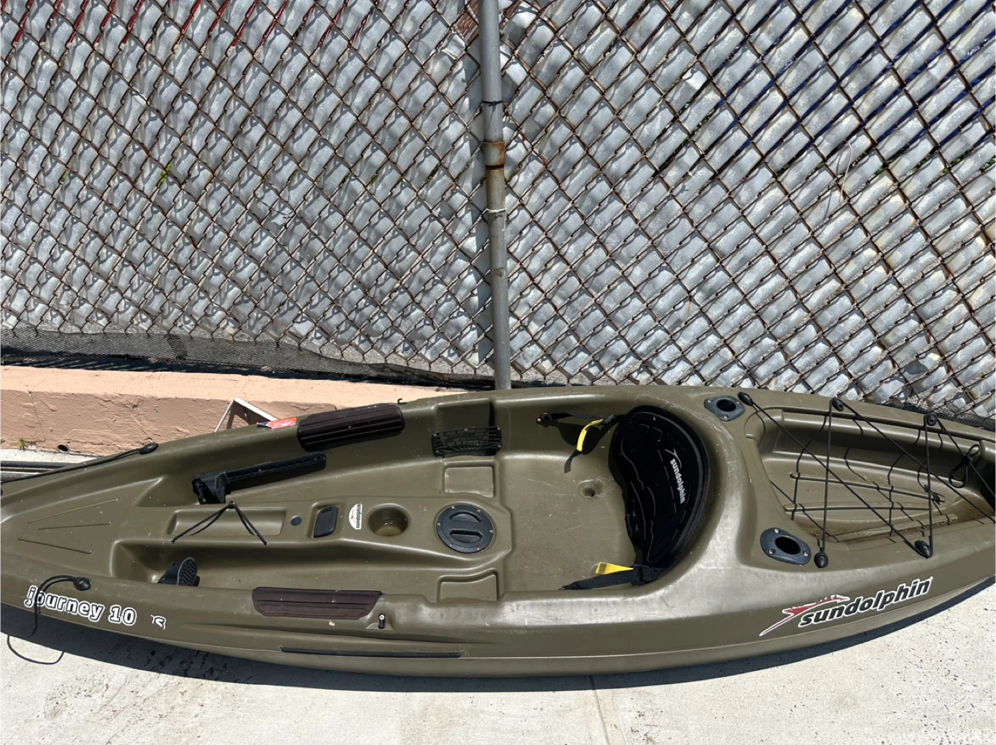 Sun Dolphin Journey 10 Sit-in Kayak