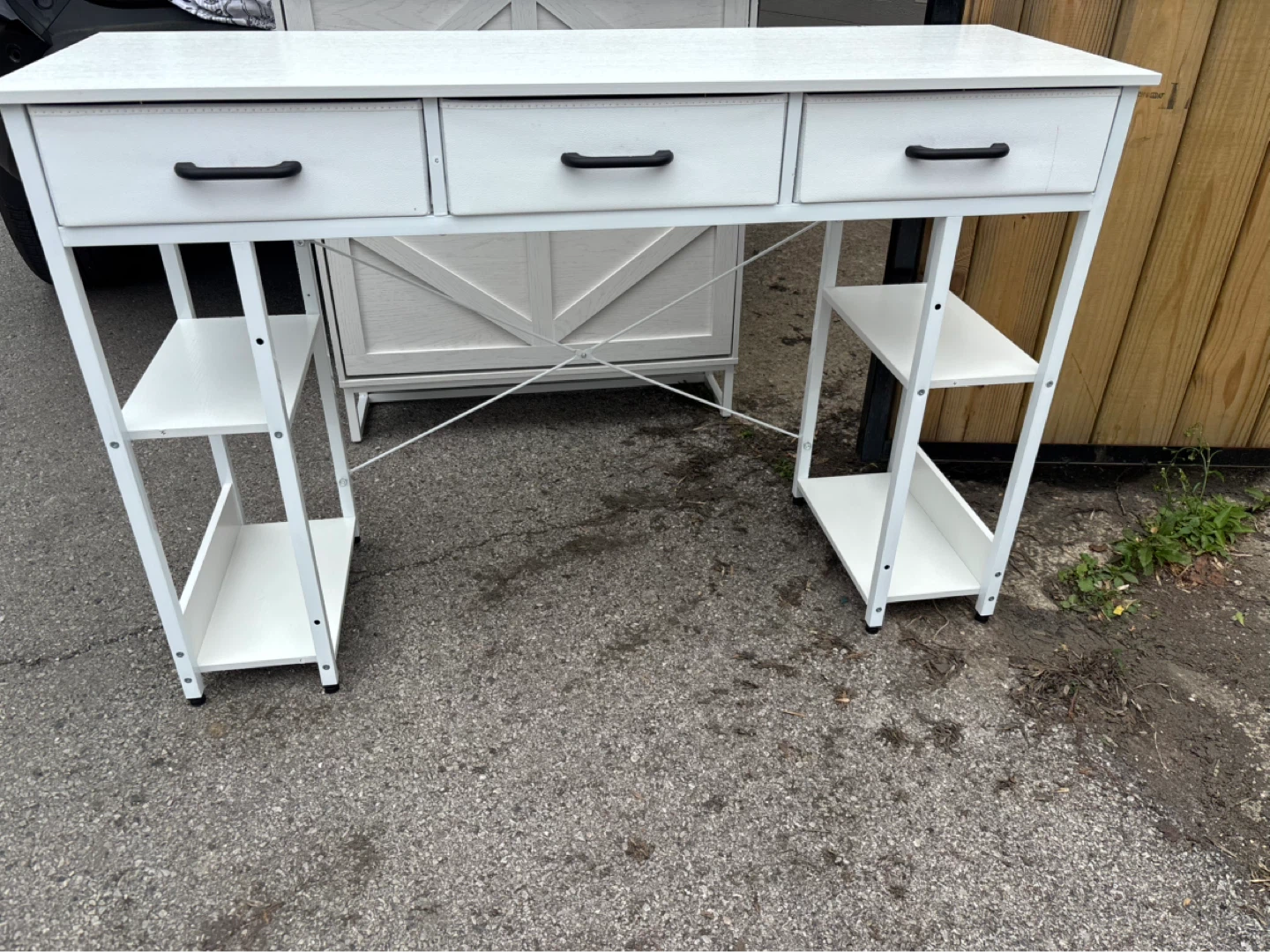 White 3-Drawer Desk with Shelving - photo 2