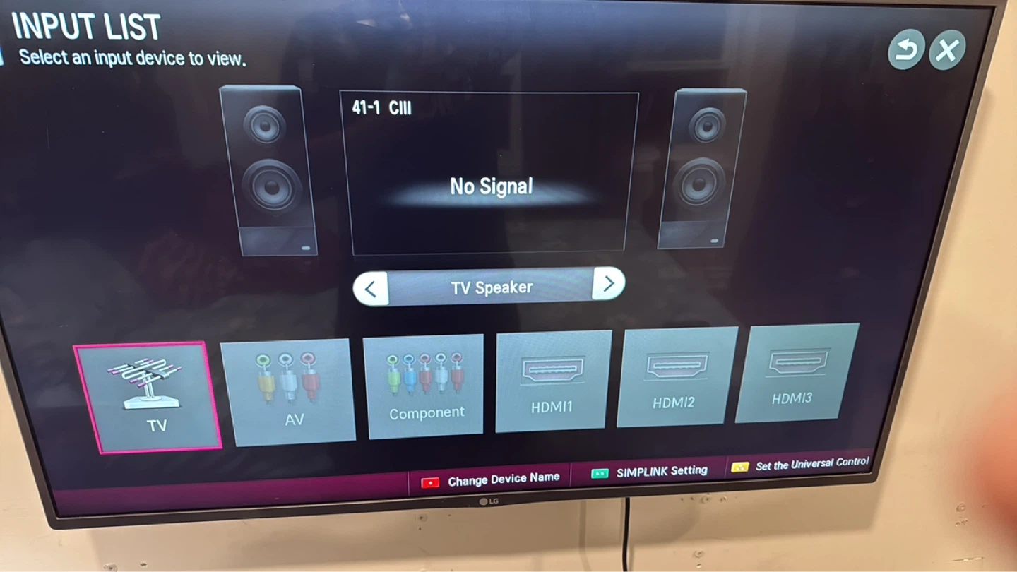 LG Flat Screen TV smart tv - photo 3