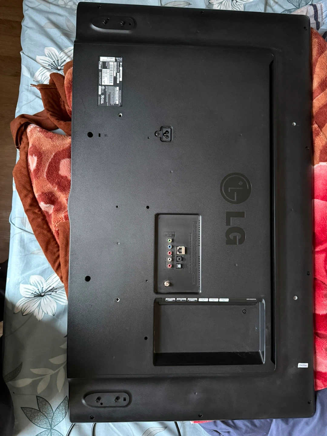 LG Flat Screen TV smart tv - photo 4