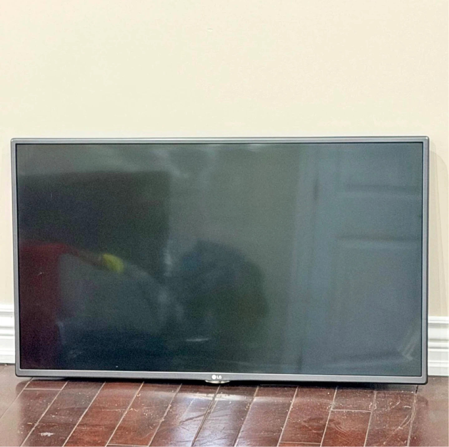 LG Flat Screen TV smart tv