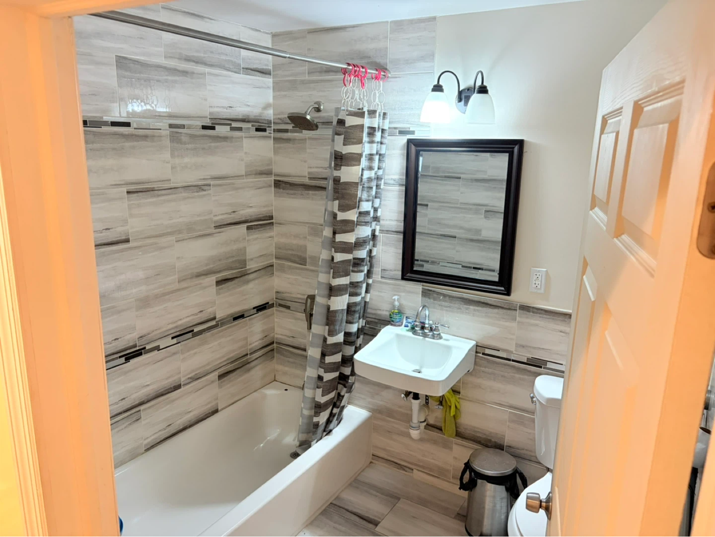 Renta de habitación en maspeth - photo 3