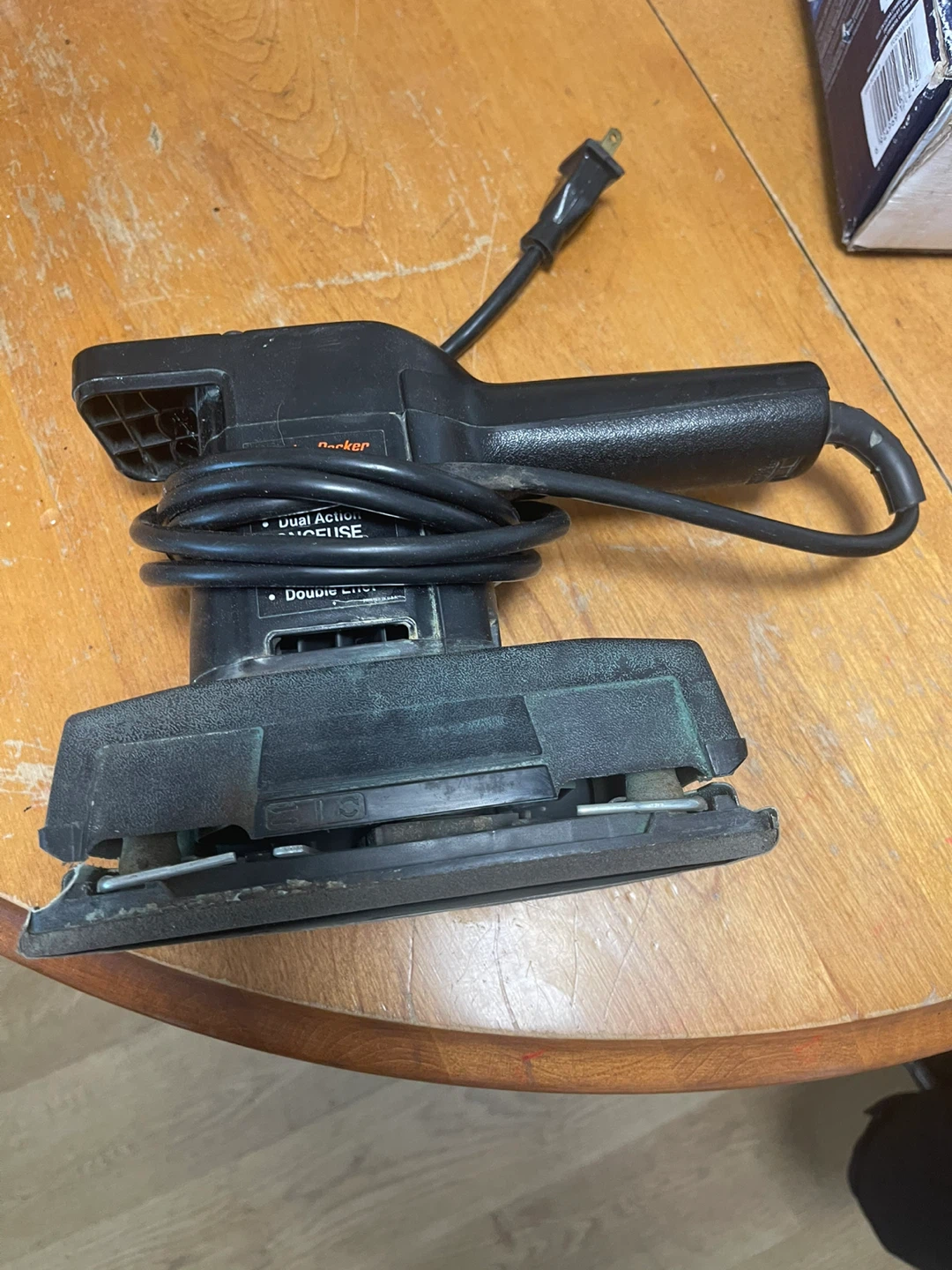Black & Decker Finishing Sander - photo 2