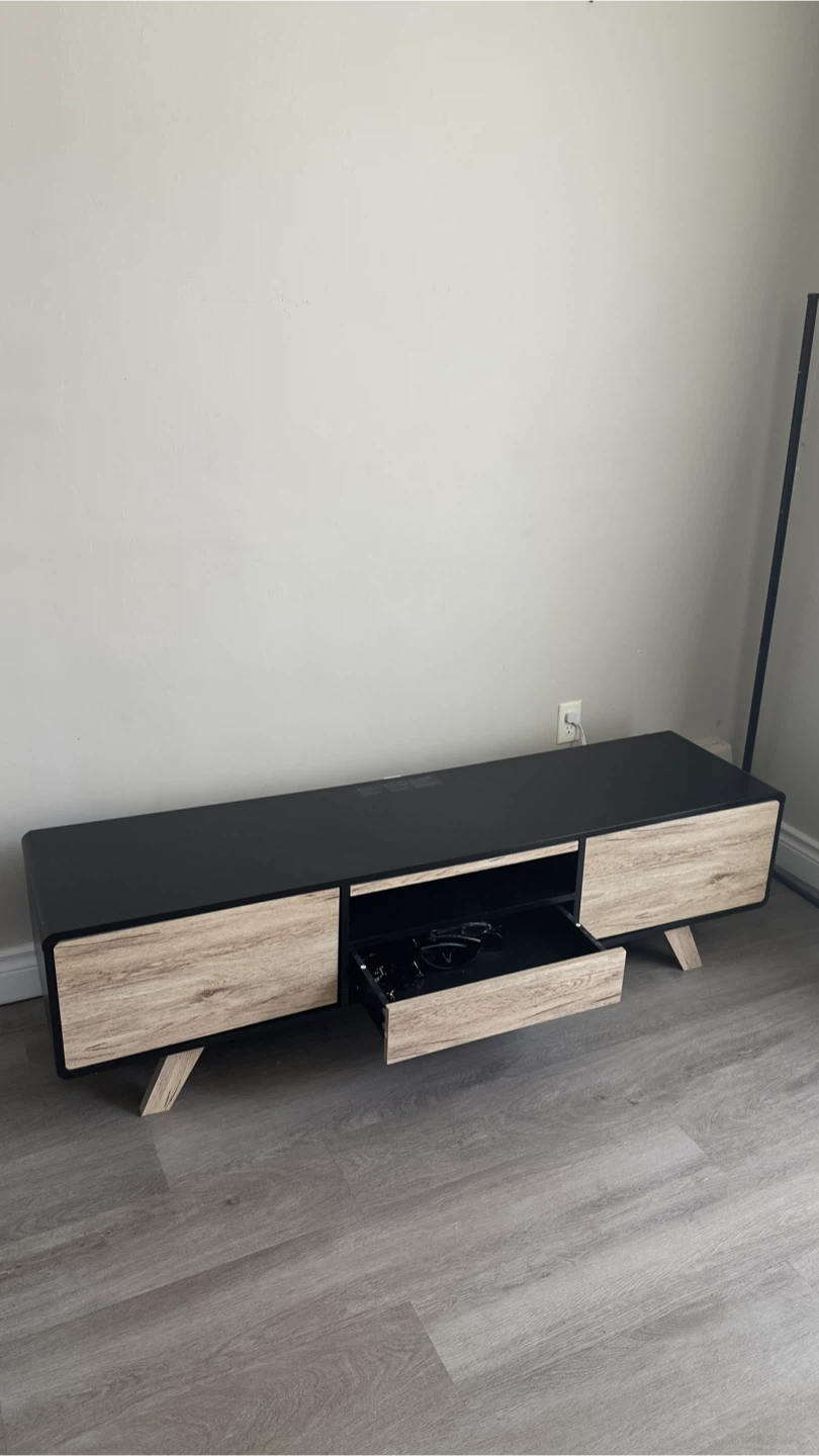 Modern TV Stand with Drawer