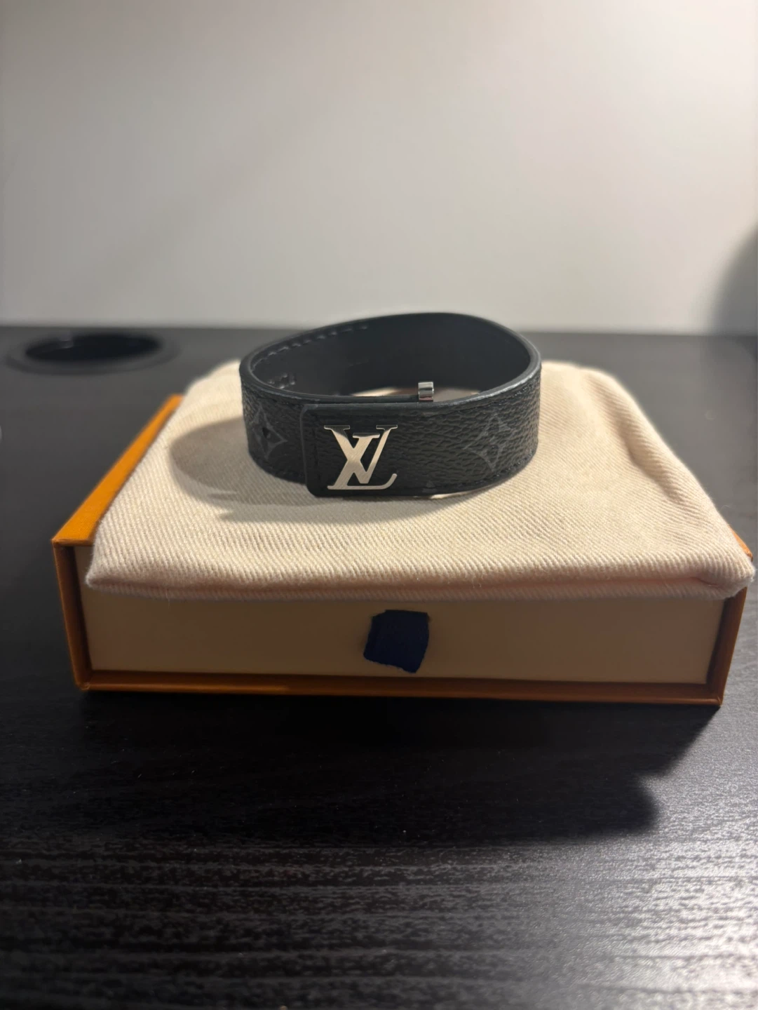 Louis Vuitton Bracelet - photo 2