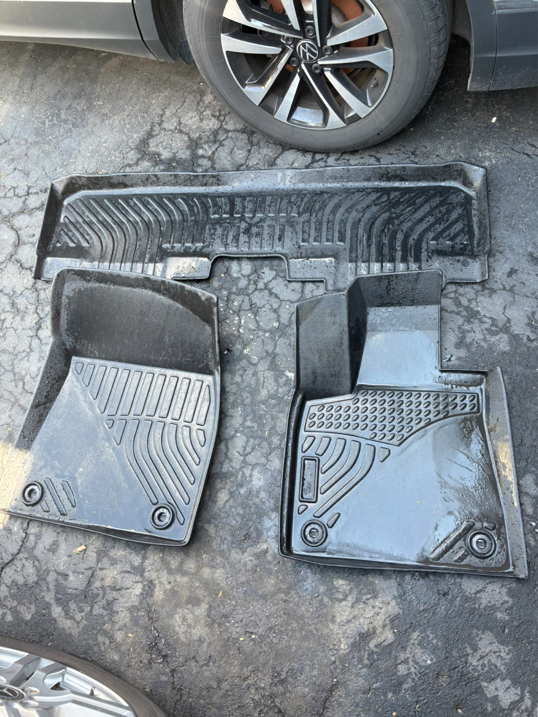 WeatherTech Floor Mats Set