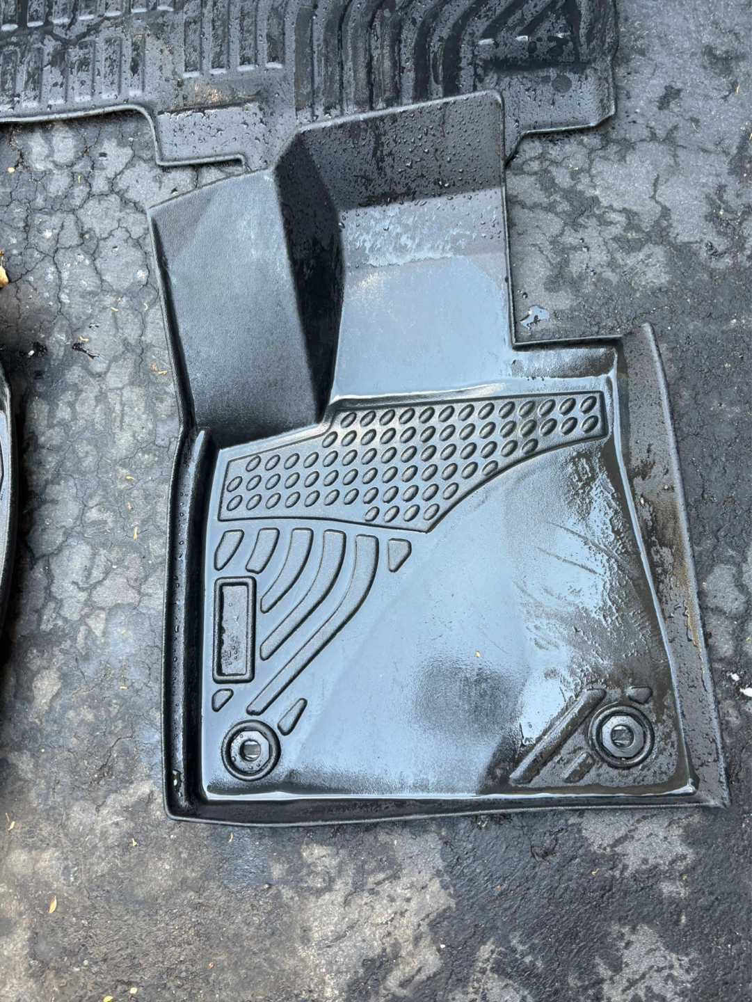 WeatherTech Floor Mats Set - photo 4