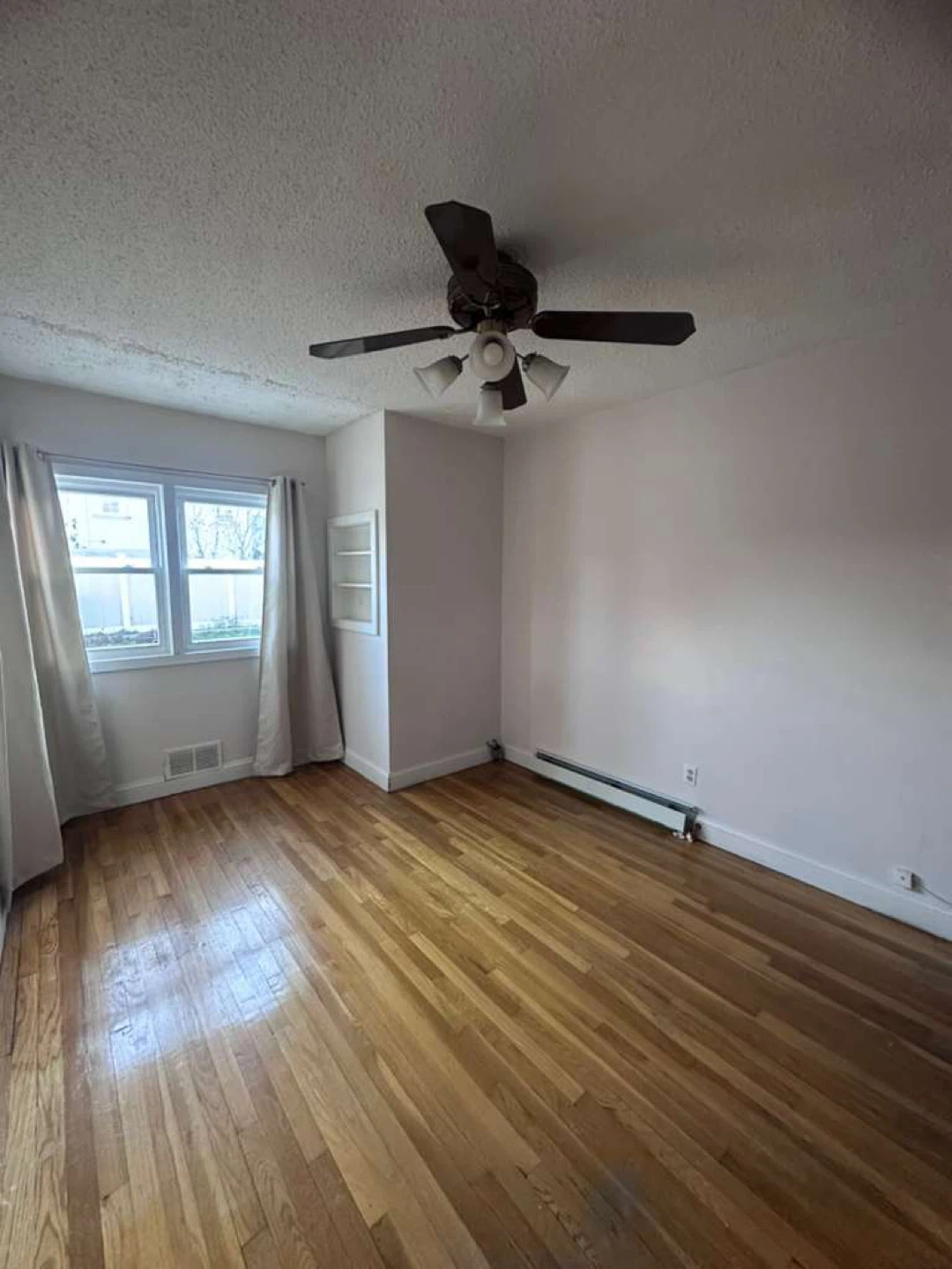 Cuarto en arriendo - photo 2