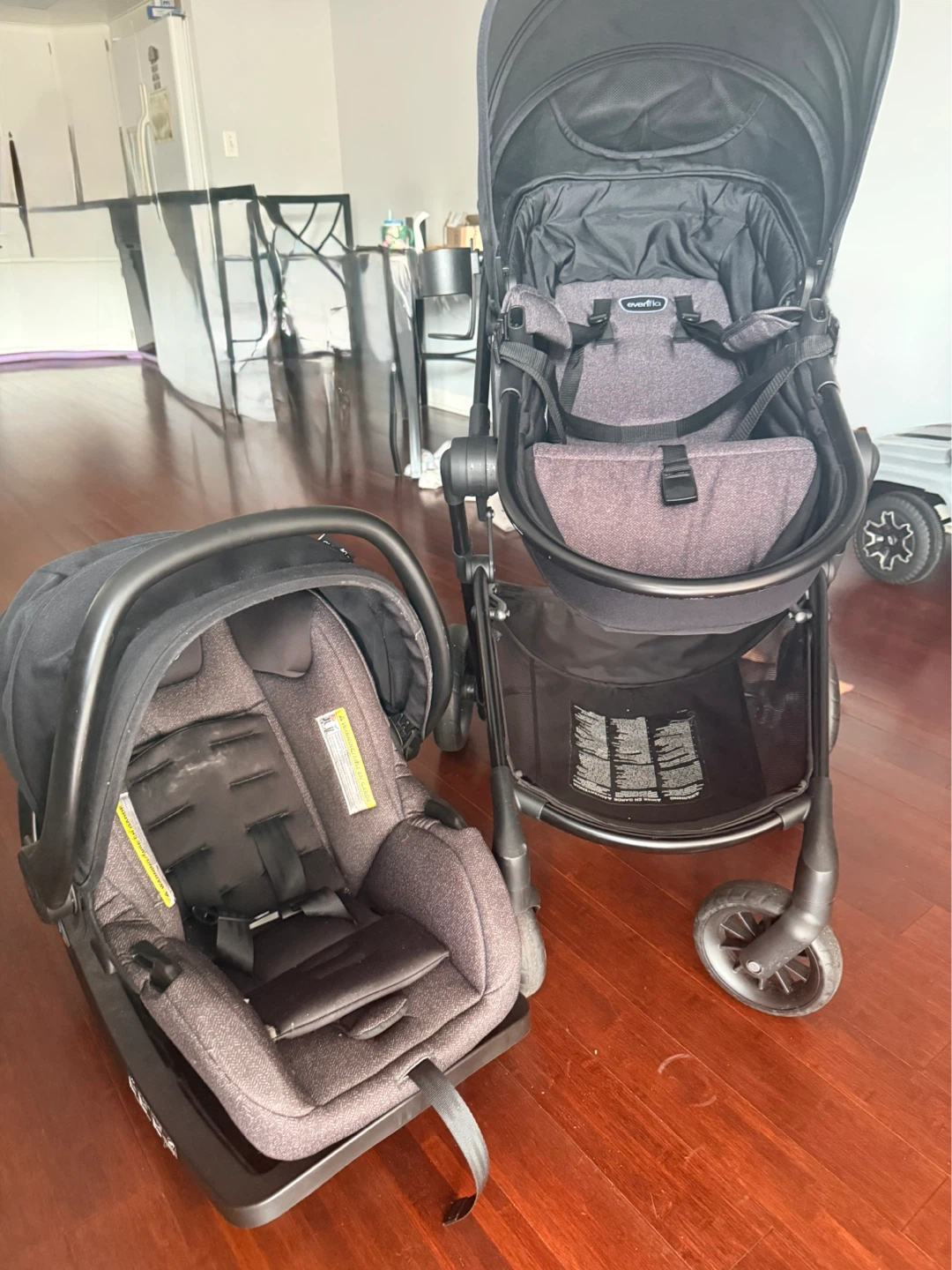 Evenflo Stroller and Car Seat Combo