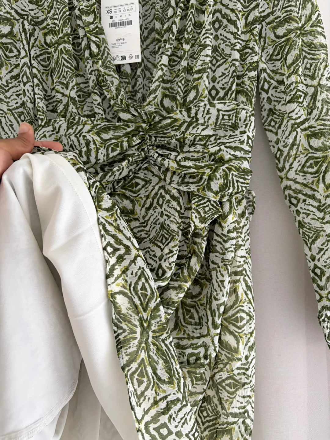 ZARA Green & White Patterned Ruched Mini Dress - XS - photo 3