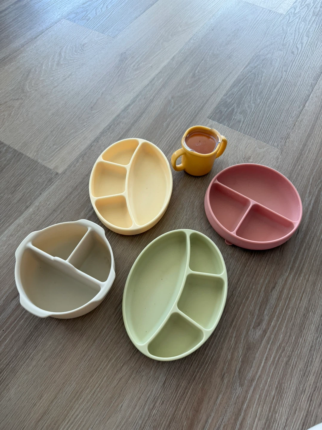 Silicone Divided Plates and Cup Set