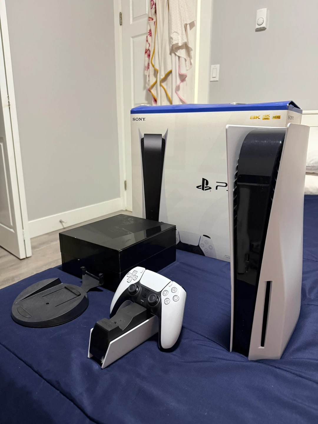 Sony PlayStation 5 Console - photo 3