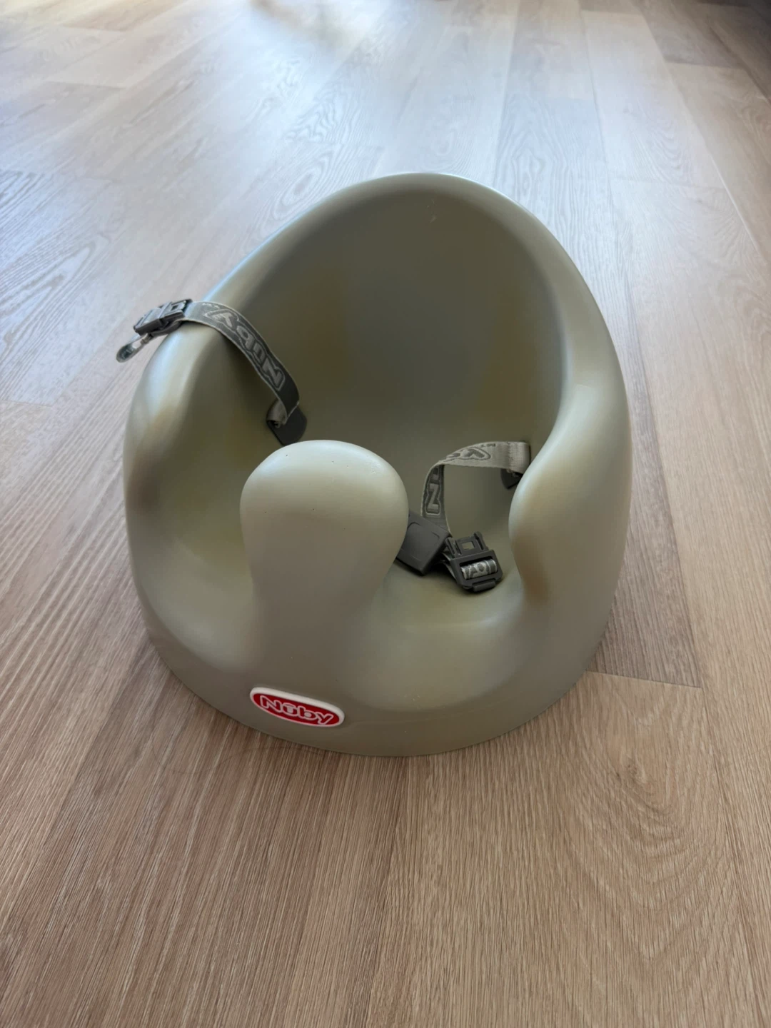 Nuby Celebrating chair, Baby Chair with Soft Foam Cushion,