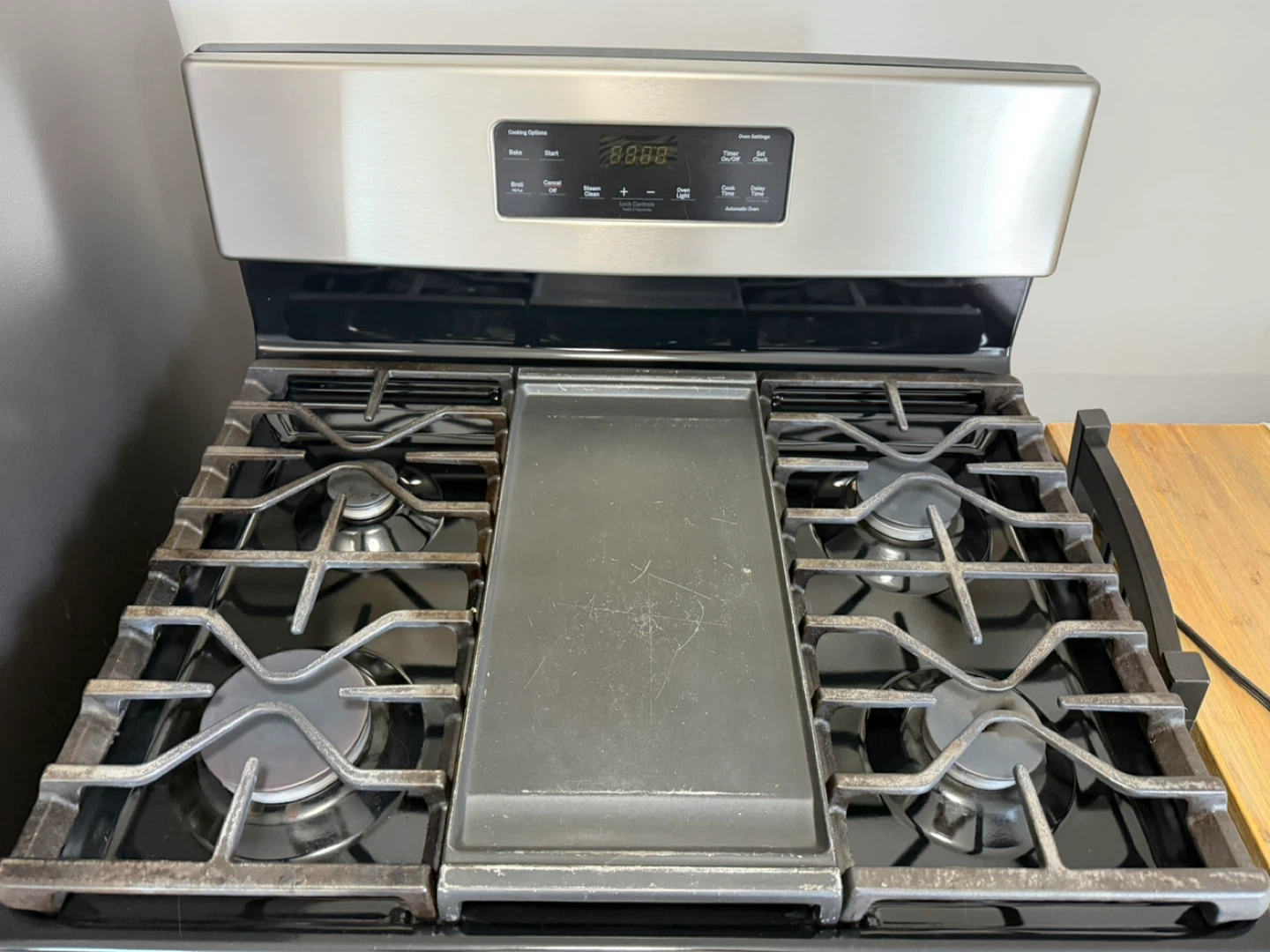 GE Appliances Gas Range with Griddle - photo 2