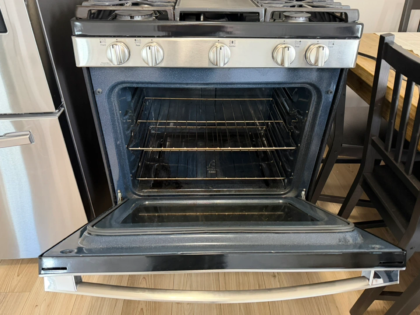 GE Appliances Gas Range with Griddle - photo 3