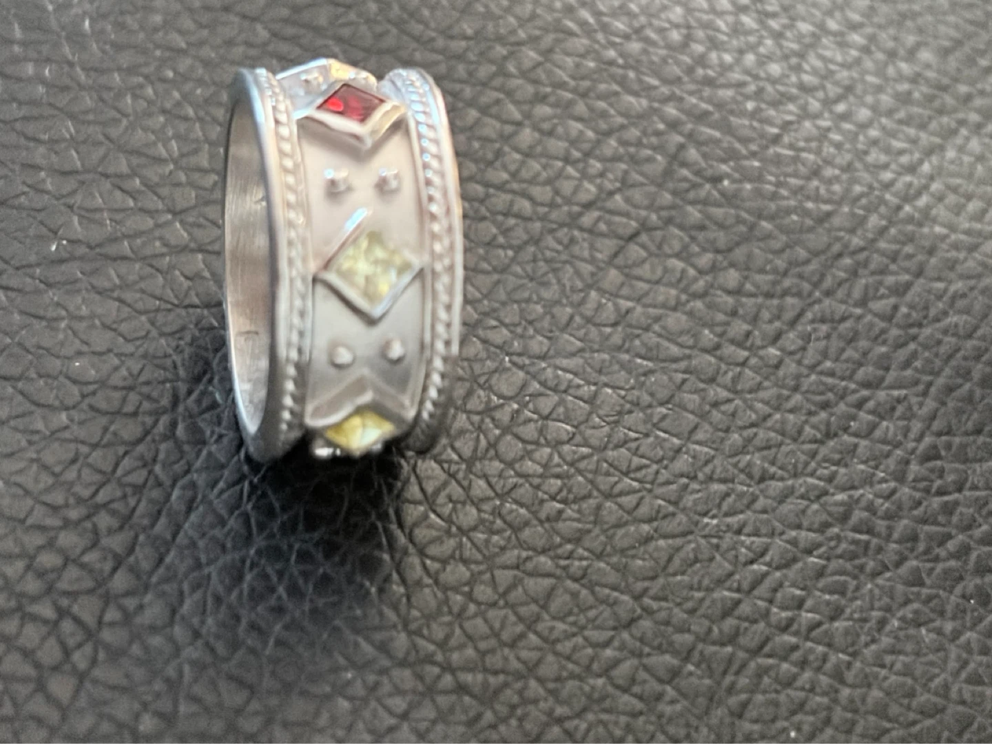 Silver Tone Band Ring with color crystal - photo 3