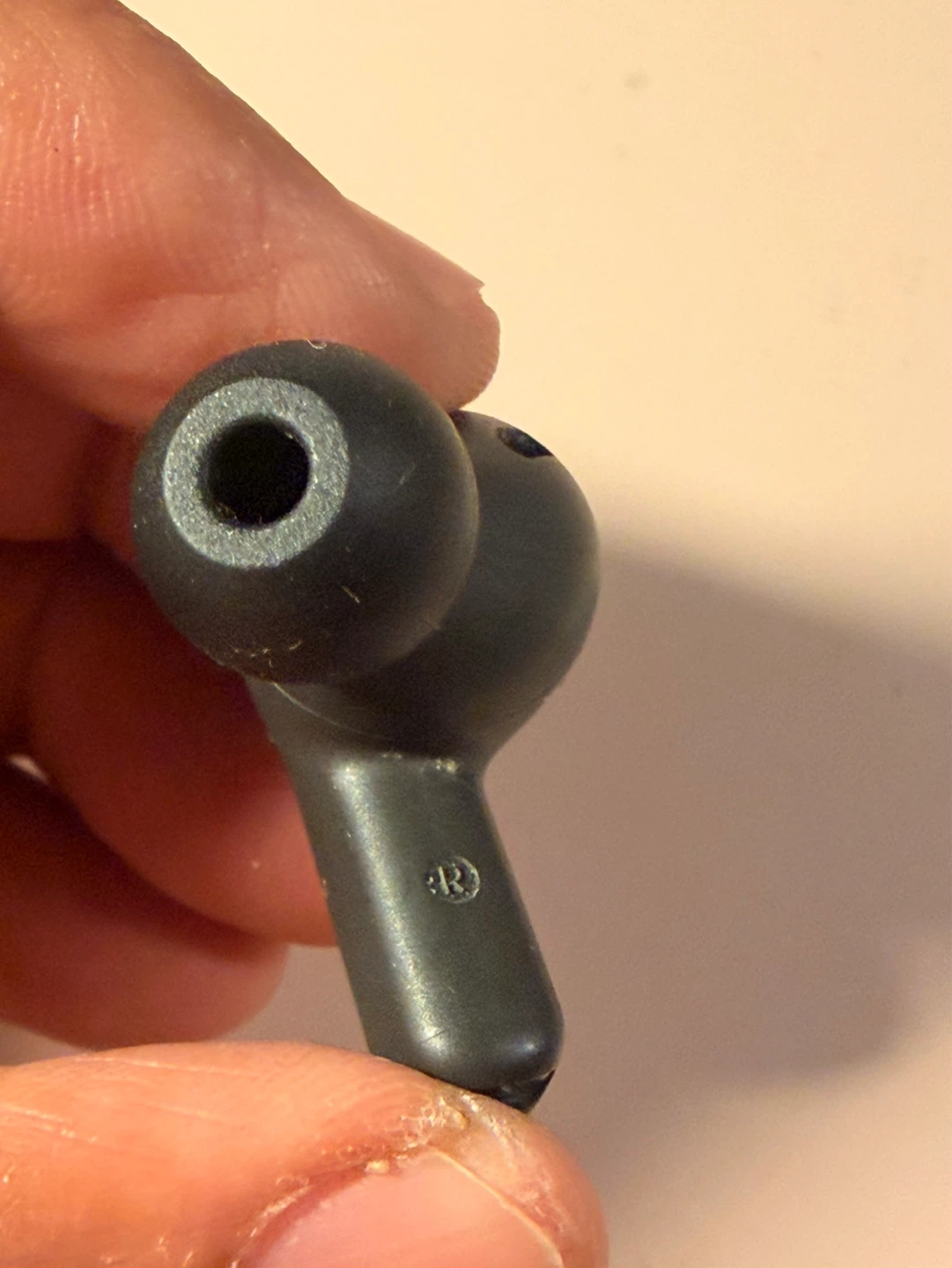 JBL Wireless Earbud - photo 5