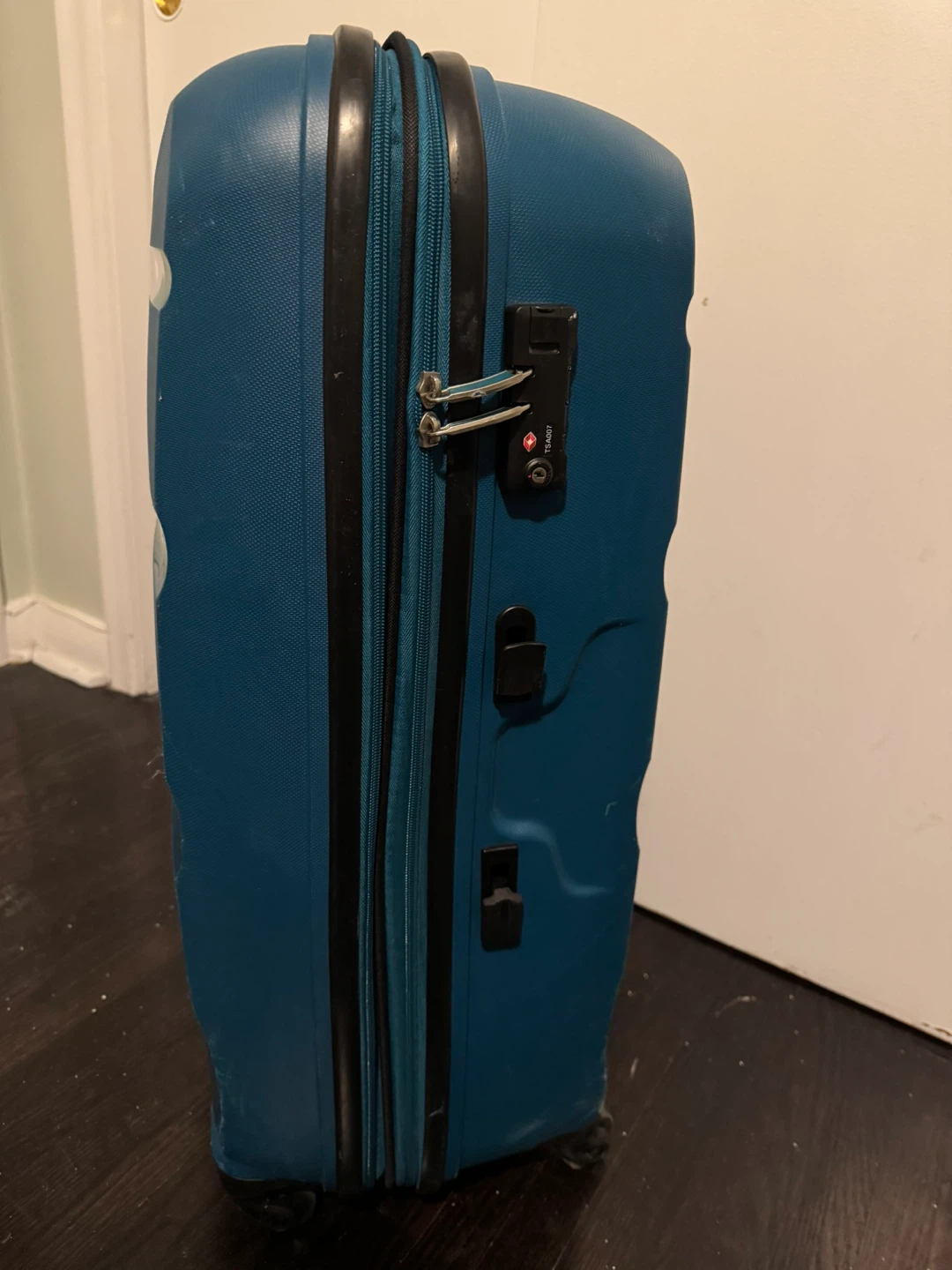 American Tourister 28“ luggage - photo 4