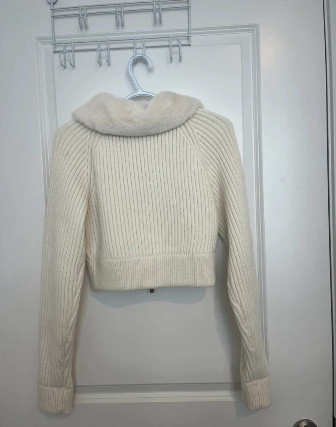 ZARA Cream Ribbed Faux Fur Collar Zip-Up Cardigan - photo 2