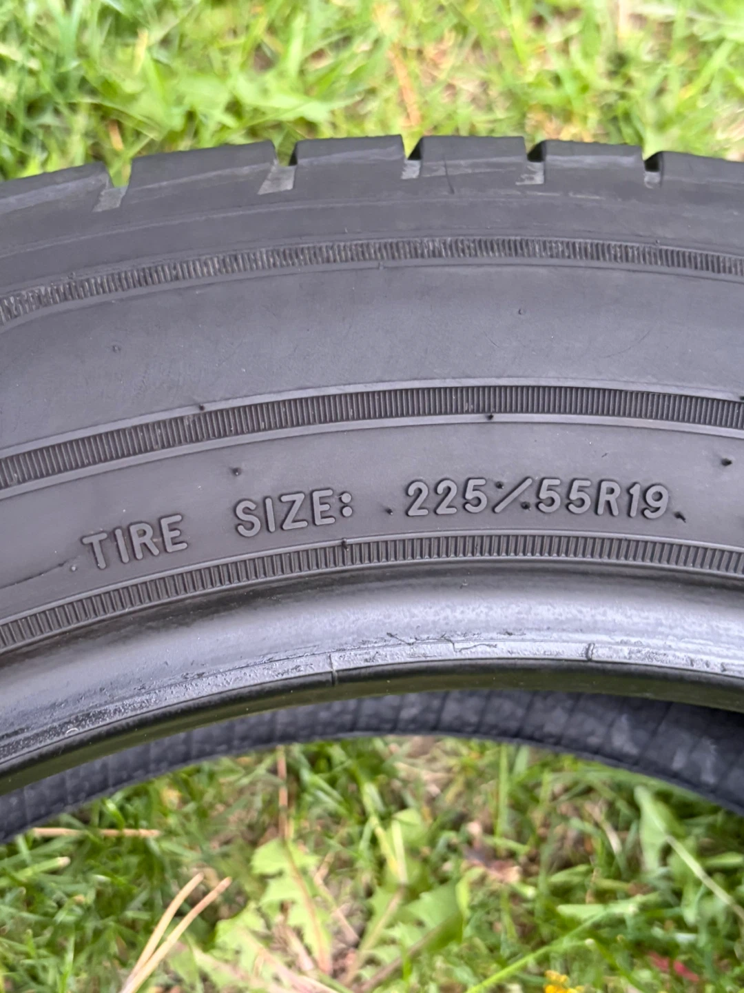 Goodyear Assurance Tire 225/55R19 - photo 2