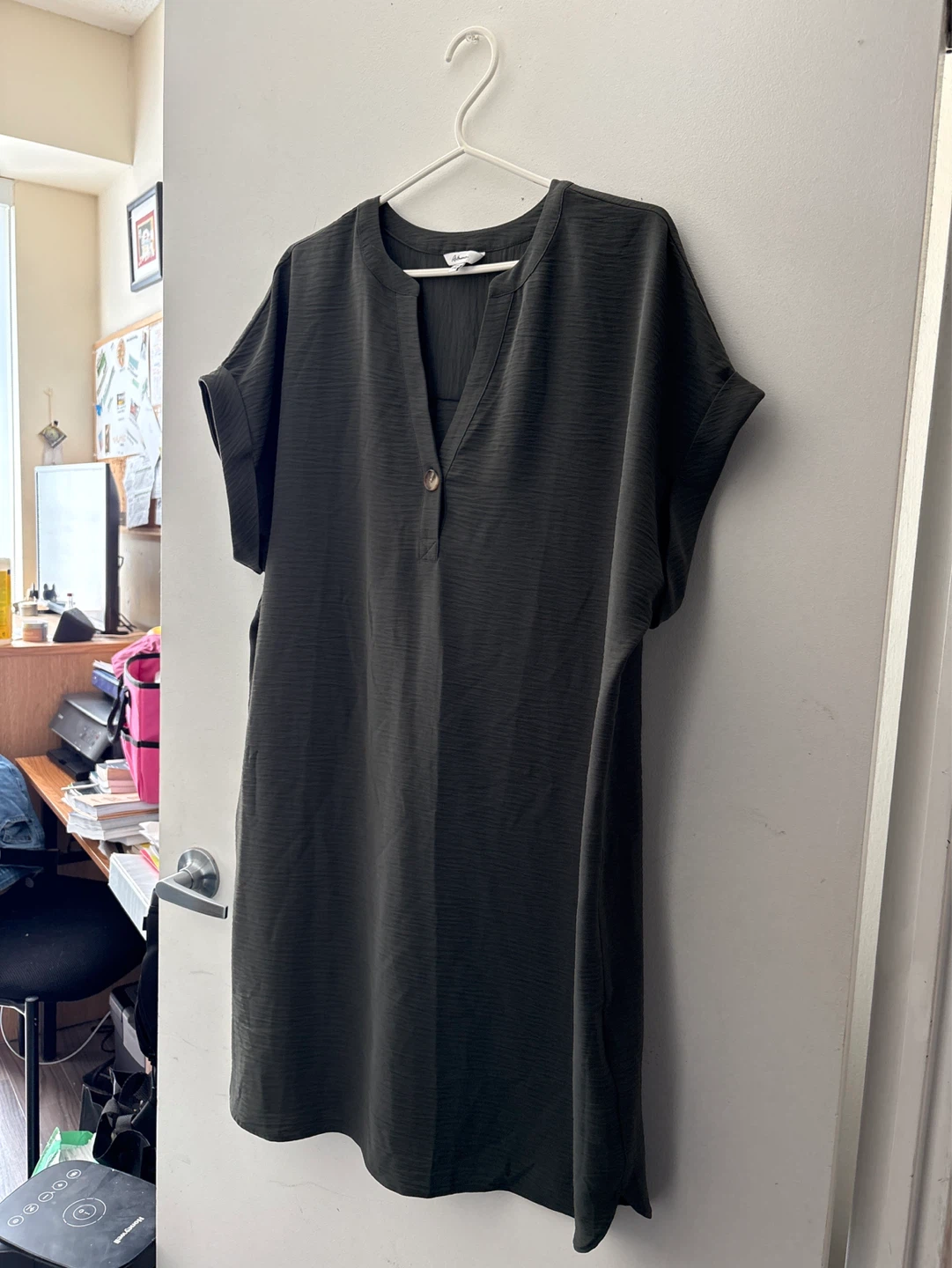 Reitmans Women’s Green Textured Shirt Dress Size Medium - photo 2