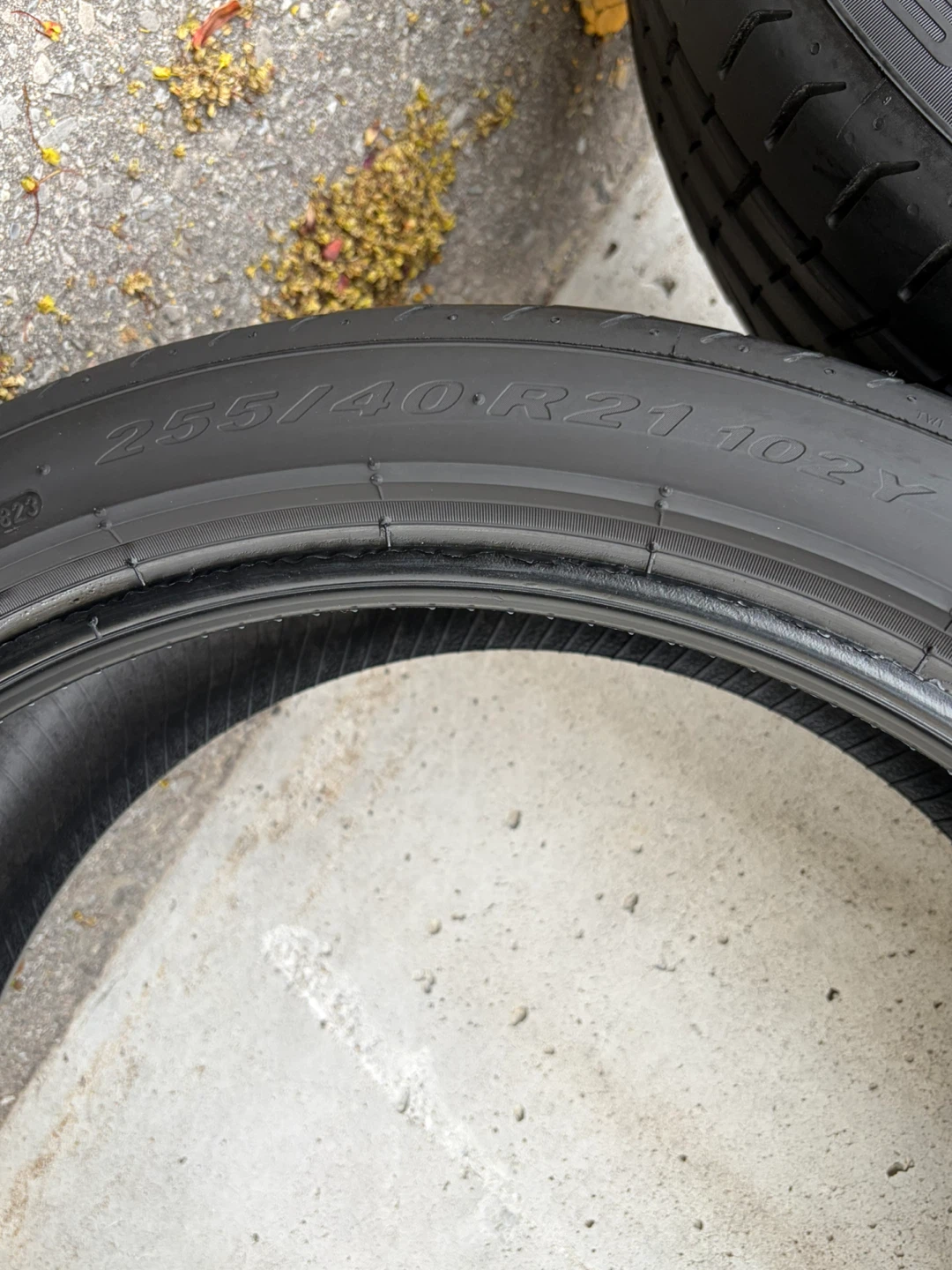 Pirelli P ZERO PZ4-Sport Tires 255/40R21 - photo 3