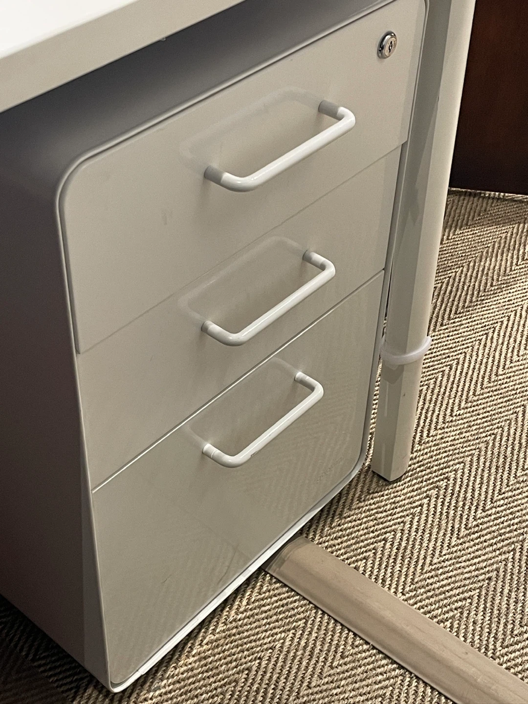 2 x 3-Drawer Mobile File Cabinet - photo 4