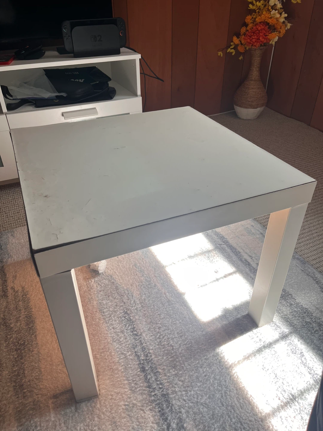 IKEAE White side Table - photo 3