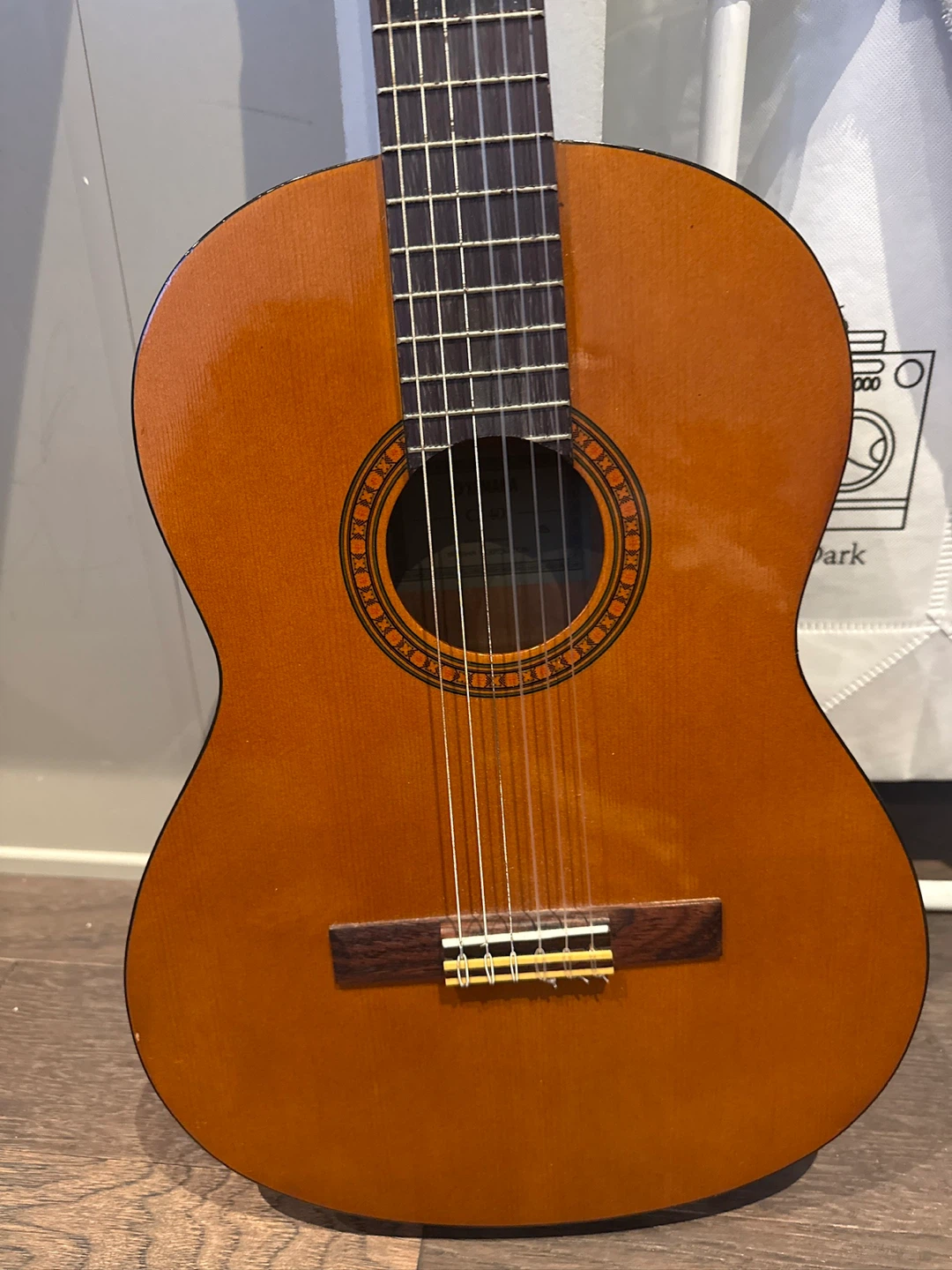 Yamaha Classical Guitar cs40